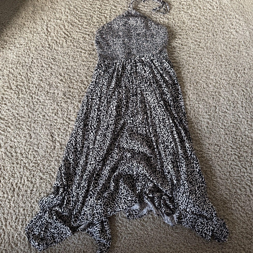 Old Navy Black and White Asymmetrical Dress